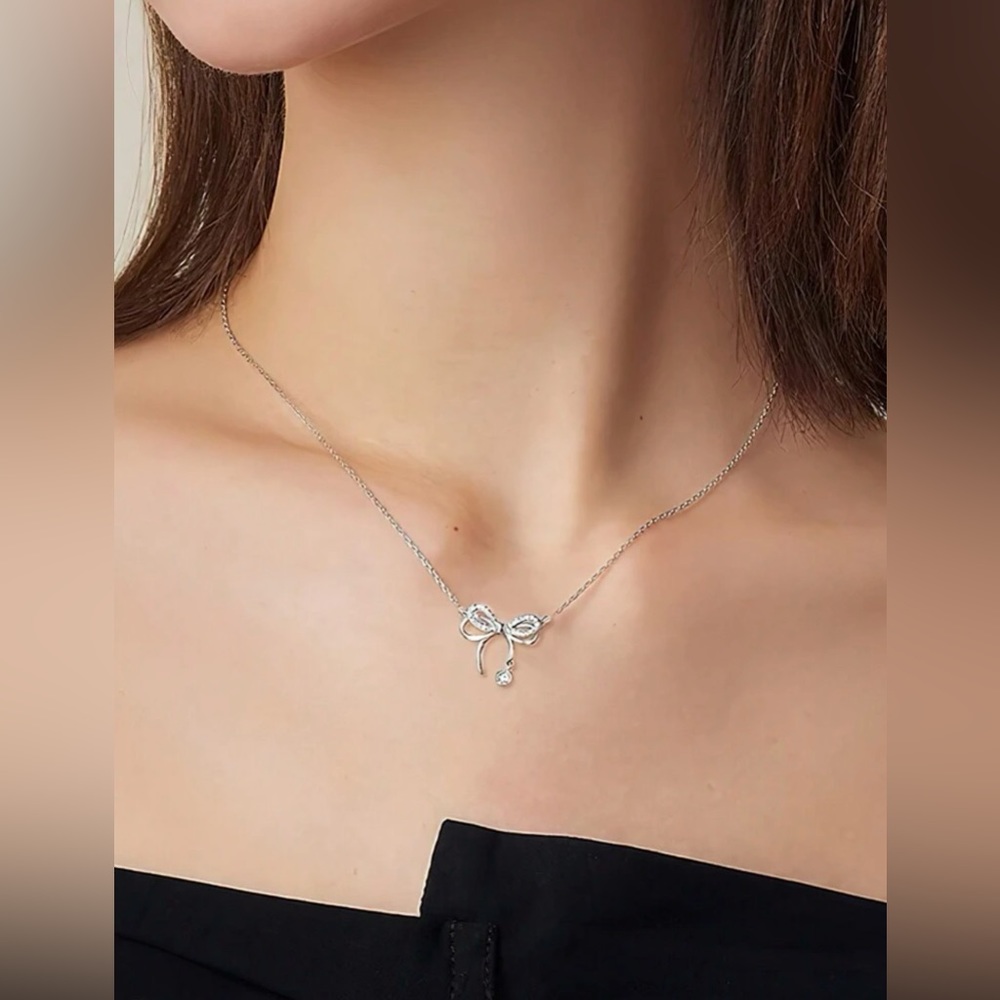 New 925 Sterling Silver Delicate Collarbone Chain Bow Tie Style